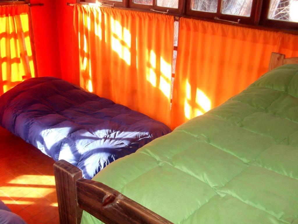 Cabanas Pehuenia Vandrerhjem El Bolsón Rom bilde